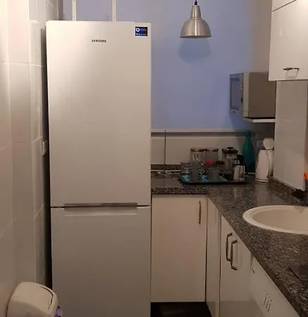 Opposite The Sea 内尔哈