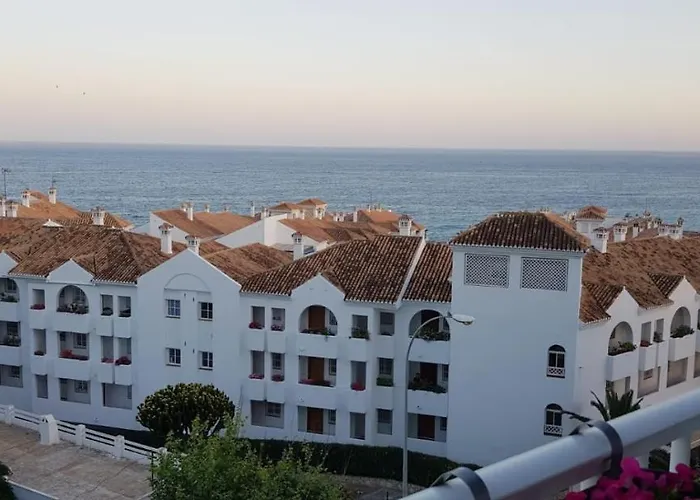 Opposite The Sea شقة