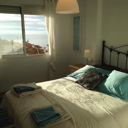 Opposite The Sea * Nerja